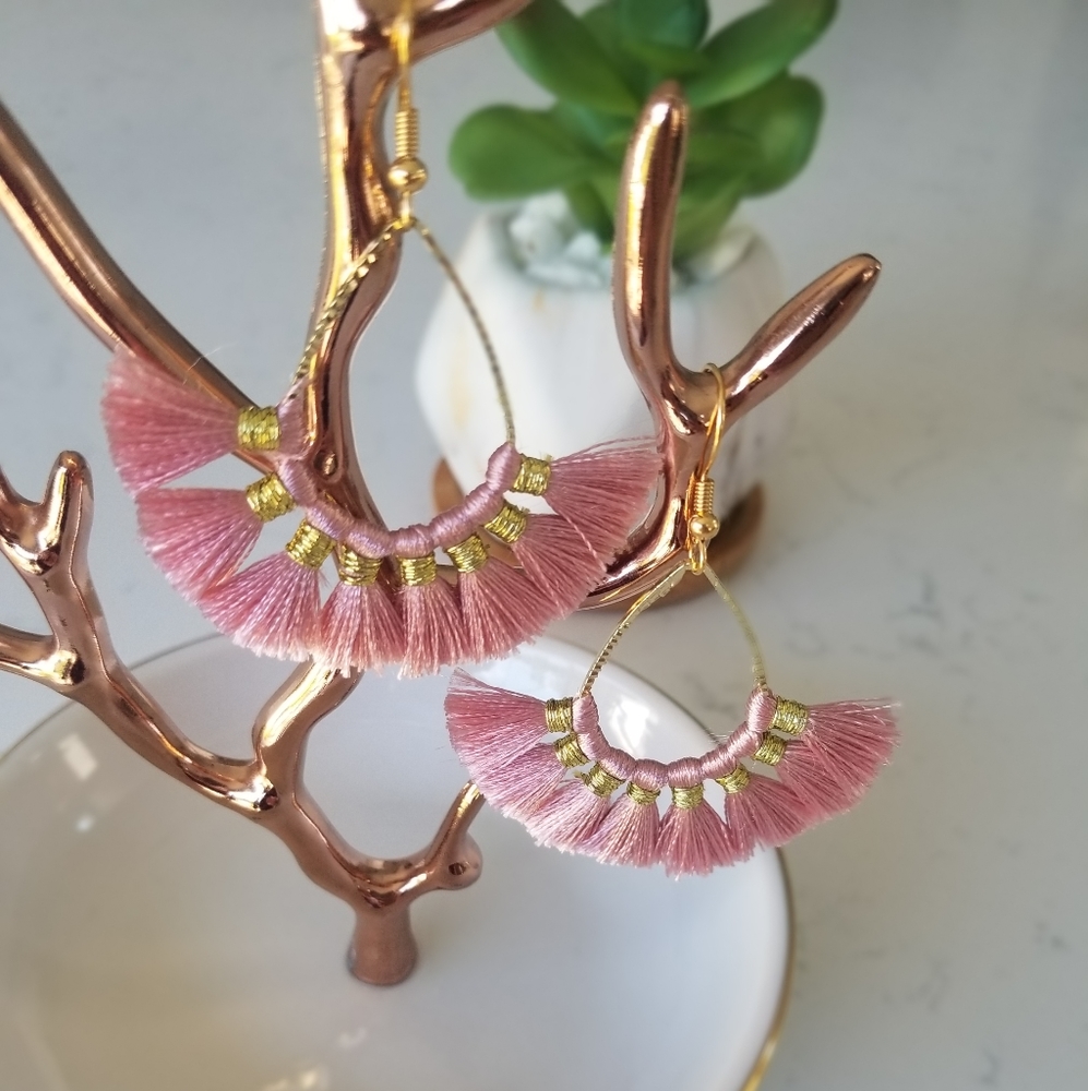Perfect Tassel Earrings (Brand new) - Picture 2 of 2